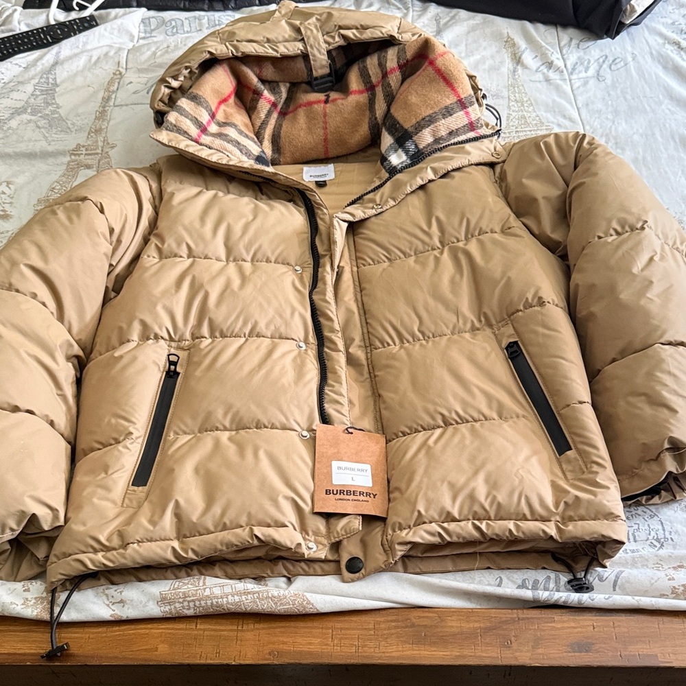 Burberry Beige Puffer Jacket with Check Lining